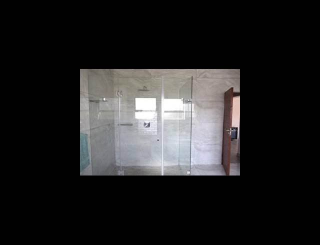 4 BEDROOM HOUSE FOR SALE IN HELDERWYK